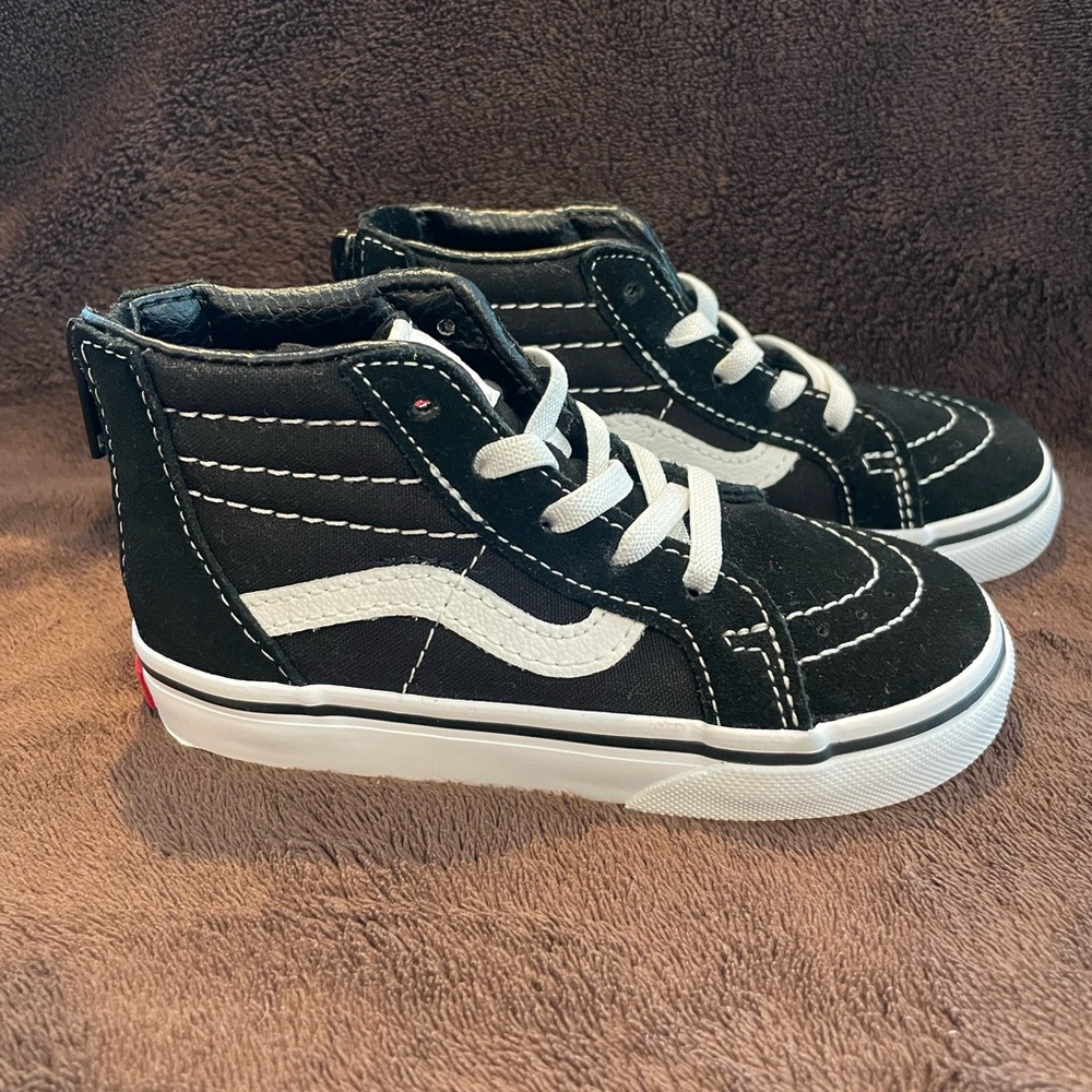 COPY - VANS Sk8-Hi Zip Shoe Vans